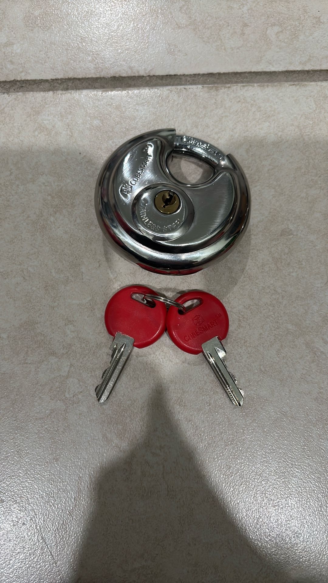 Lock π
