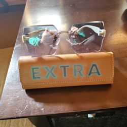 UNISEX HIGH FASHION  DESIGN  SUNGLASSES.  