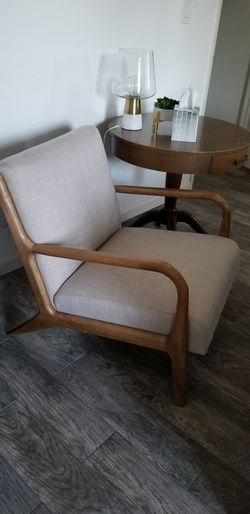 Esters Wood Arm Chair Project 62Tm / Esters Wood Armchair Project 62