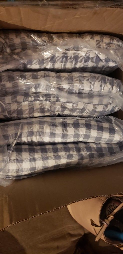 CAMAL Kitchen Chair Cushions with Ties, Set of 6 Buffalo-Checked Dining Chair Pads Seat Cushions for Kitchen Chairs, 16 x 16 inches Gray and White Buf