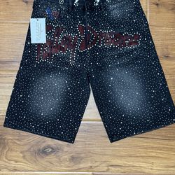 Valley StreetWear Rhinestone Denim Shorts Size 32