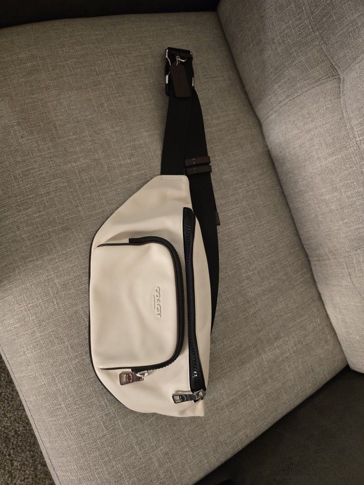 Coach Fanny Pack Bag (Used Once)