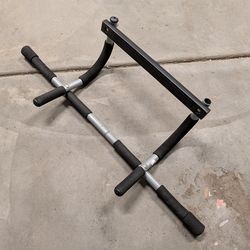 Doorway Pull-up Bar