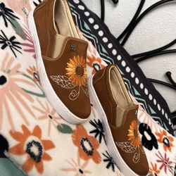 Women’s Sunflower Vans 