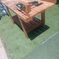 Tradesman Wooden Work Bench 