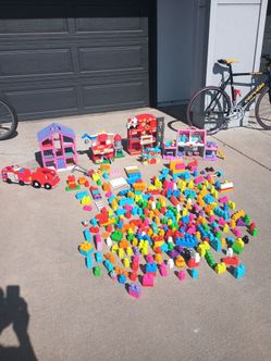 Toys ! Building Blocks, etc ! $20 For All OBO!
