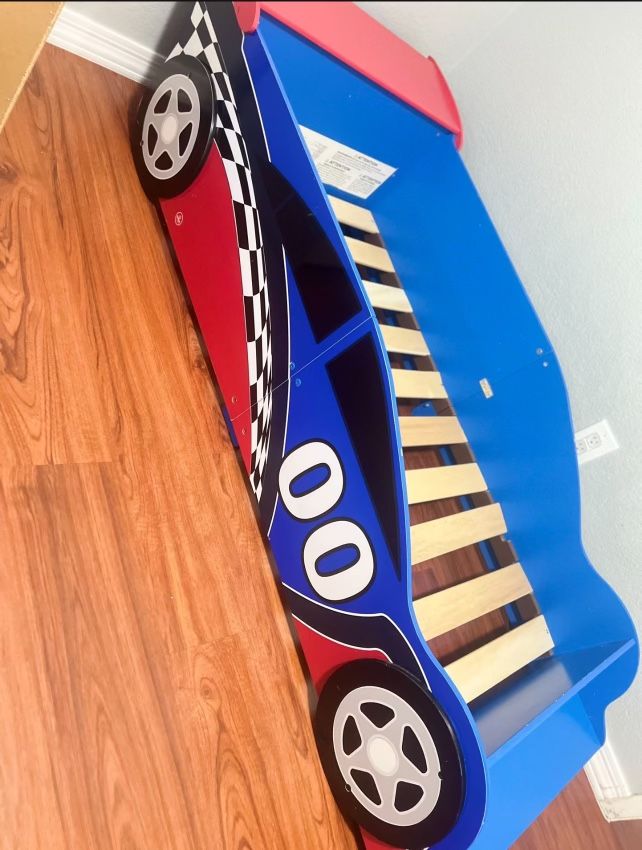 Kidkraft Race Car Bed