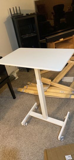 White Mobile Laptop Desk with Wheels