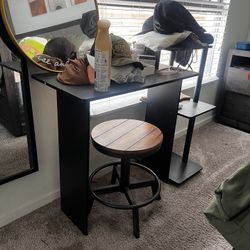 Vanity/ Table 