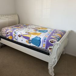 Girls Twin Bed 