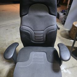 Gaming Chair - Used But In Good Condition