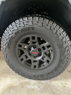 4 tires Falken wildpeak A/T3W LT285 /70 R17 116/113Q