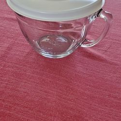 Pampered Chef Batter Bowl Measuring Cup W/ Lid