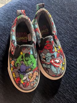 Toddler boys shoes marvel