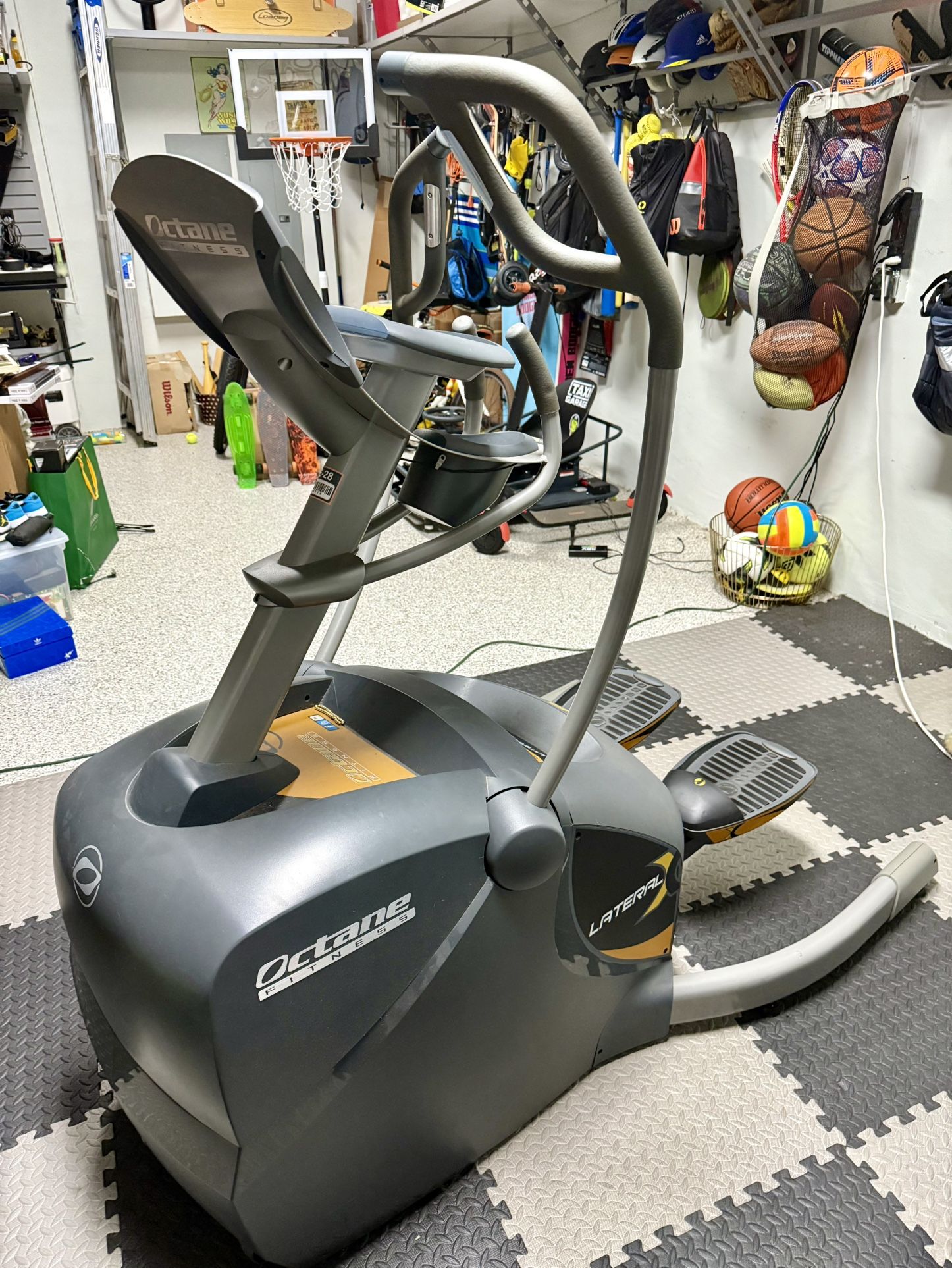 commercial-grade Octane Fitness LateralX LX