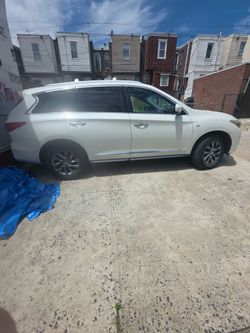 Infiniti qx60 family vehicle
