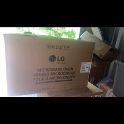 Brand New Microwave 