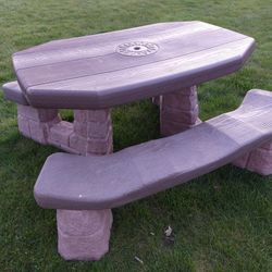 Step 2 Naturals Kids Outdoor Picnic Table 