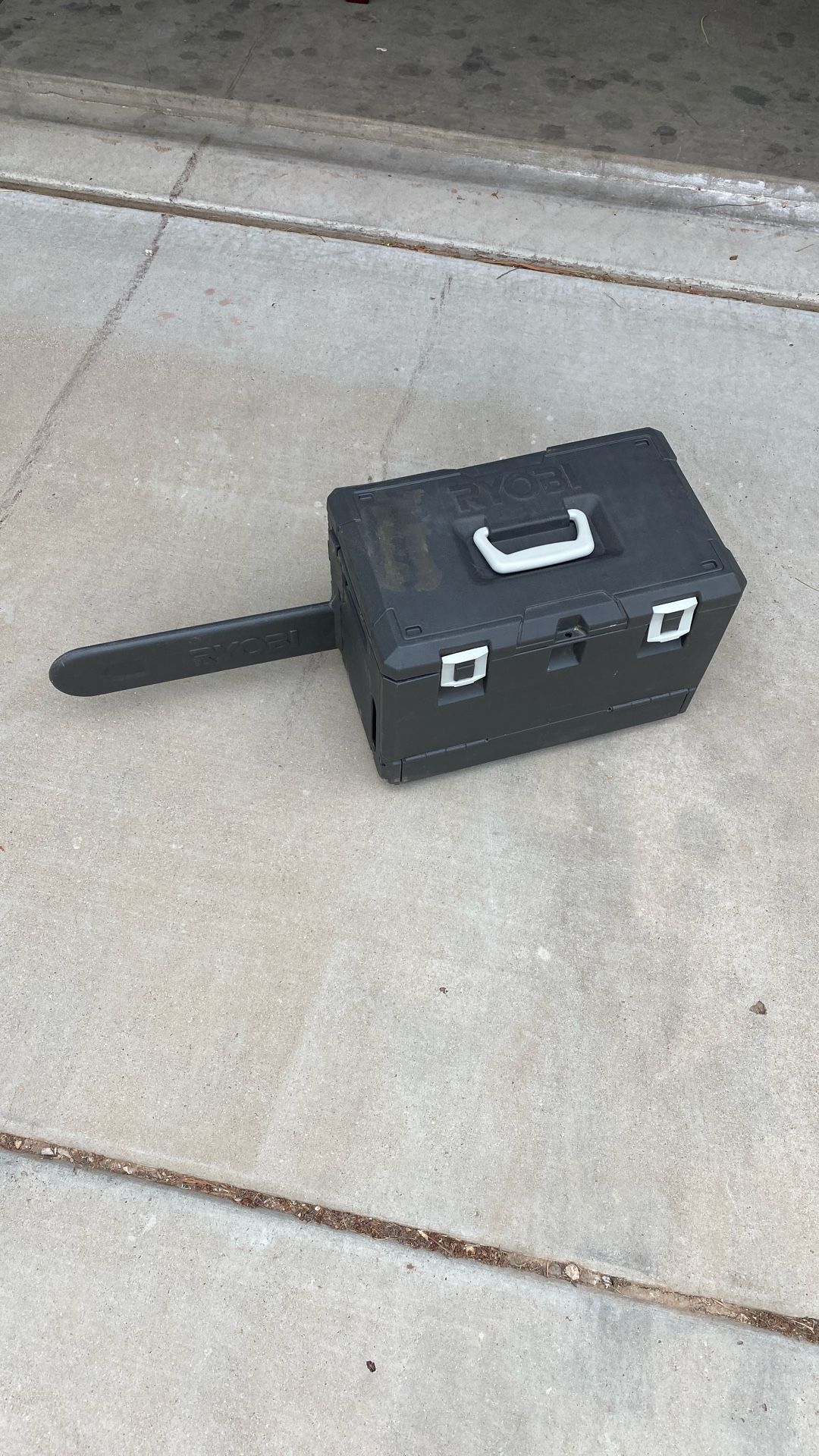 Ryobi Chainsaw