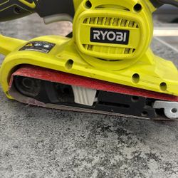 Ryobi Belt Sander BE319