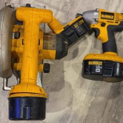 Dewalt Saw And Impact Drill With 3 Batteries 