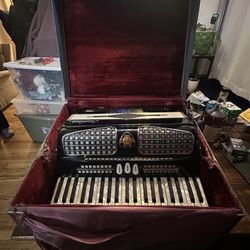 Vintage Accordiana 120-Bass Piano Accordion – Fully Tested w Ca