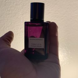  Banana Republic - Tobacco And Tonka Bean 