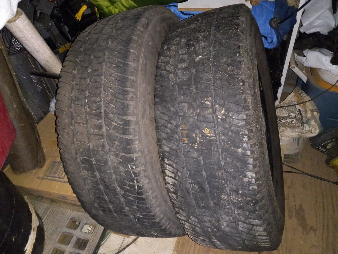 Tires 275/70R18 Michelin