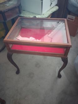 Vintage Wooden Glass-Top Display Case / Table – $250