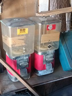 Classic Collector Candy Machines 