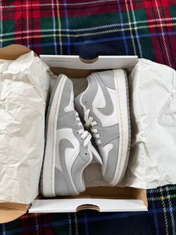 Air Jordan 1 Low Woman’s 7.5