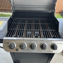 Char Broil Performance Grill 5 Burner With Cover 