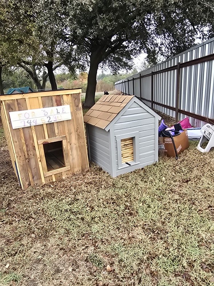 Solid Wood DOG Houses For Multiple Large Dogs