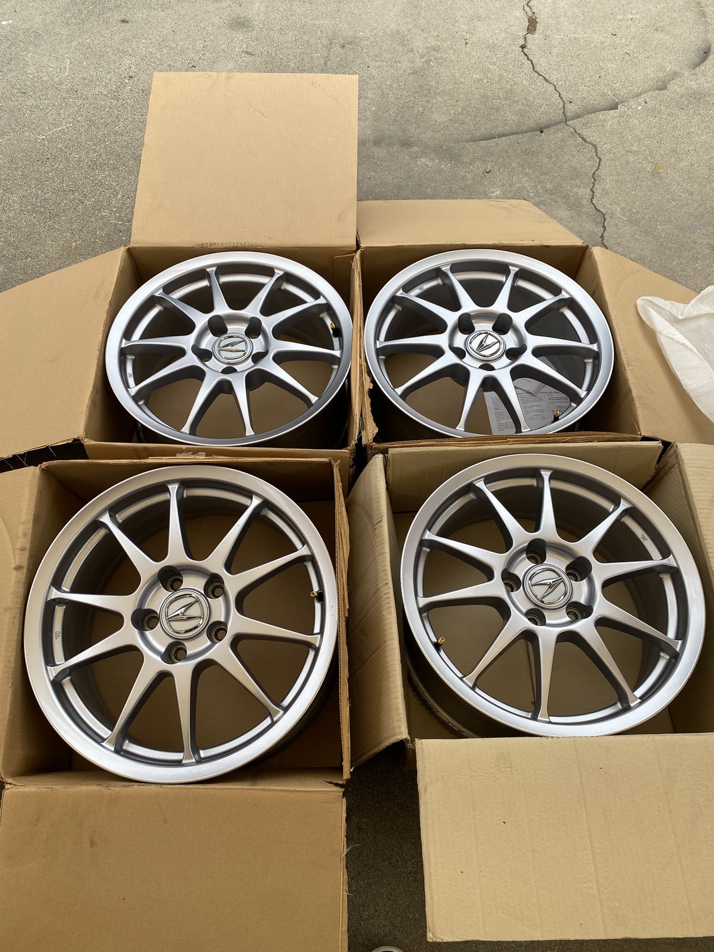 Acura Rsx Dc5 Type S / A Spec Wheels Like New