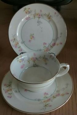 Vintage Pope grosser Clementine China.