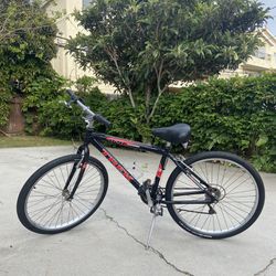 Mountain Bike Red/black Like New Trek 820