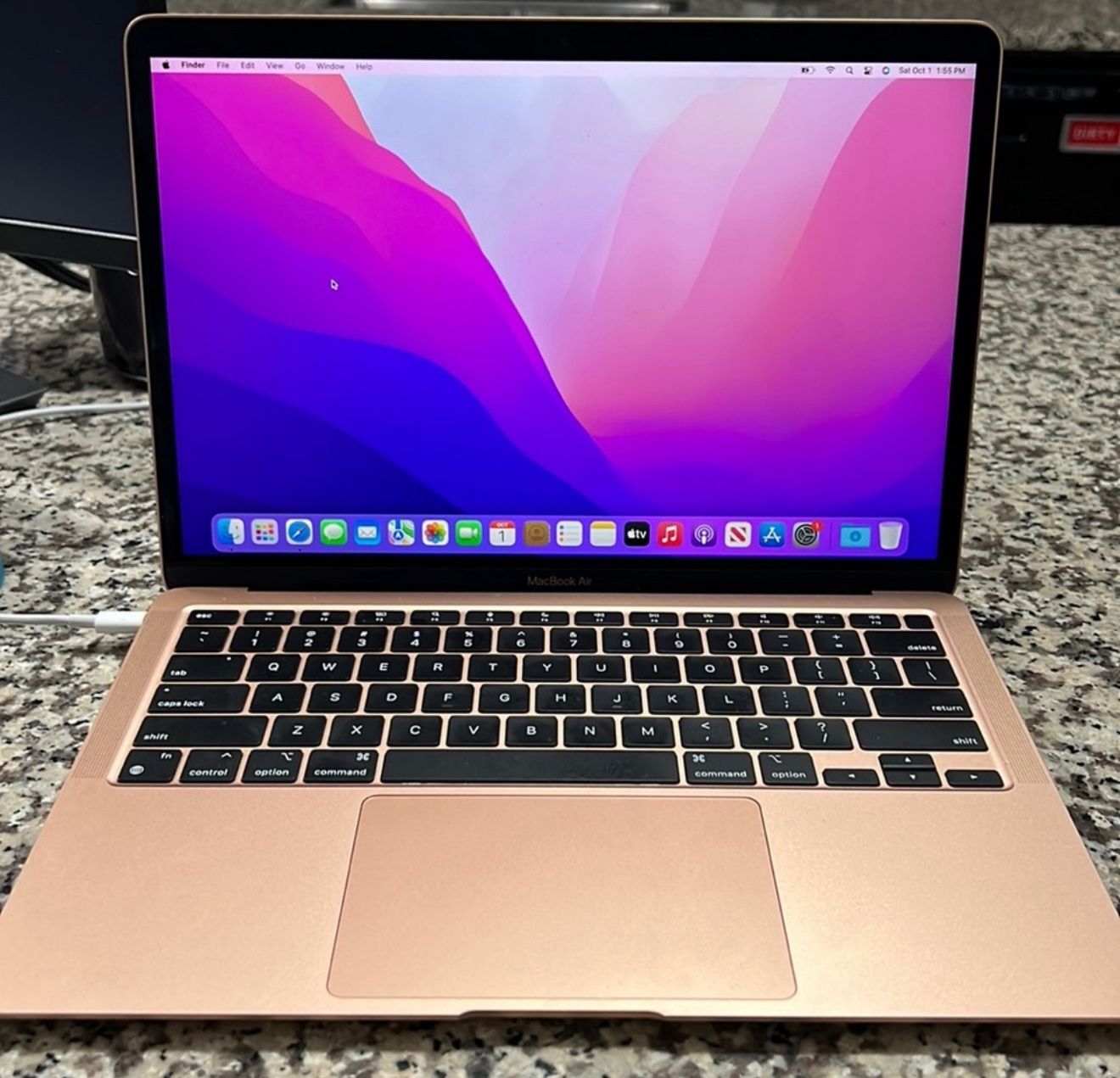MacBook Air 13” Rose Gold