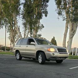 2006 toyota Hilander Hobrid
Automatic 
180kxxxxmiles
runs very good 
leather interior
no isues
curent tags feb 2027 SMOG DONE
new tires
smog done
new 