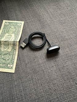 Fitbit charger *new*
