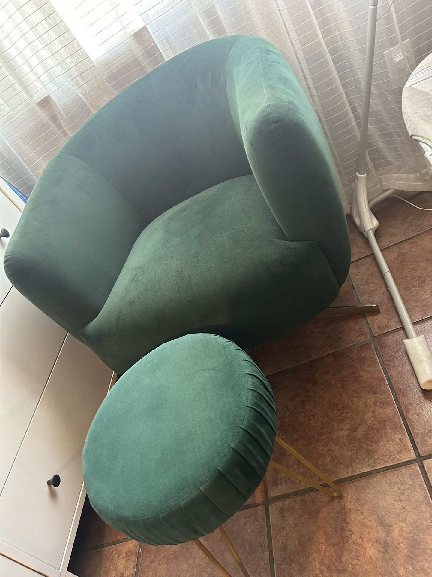 Velvet Chair With Stool