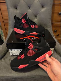 Jordan 4 Red Thunder Size 7 Men’s Shoes