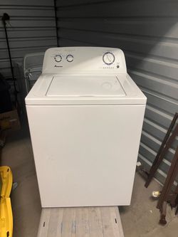 Amana washer and dryer set