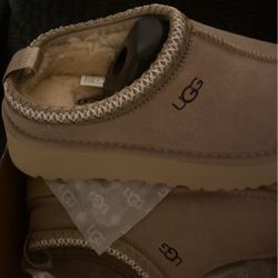 Ugg