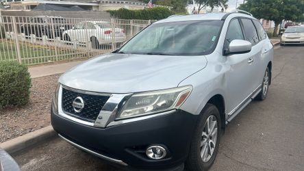 2013 Nissan pathfinder