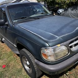 1997 Ford Explorer Xlt 