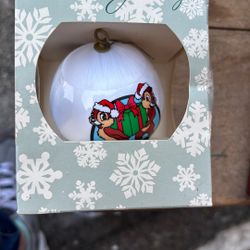 Disneys Family 1992 Ornament