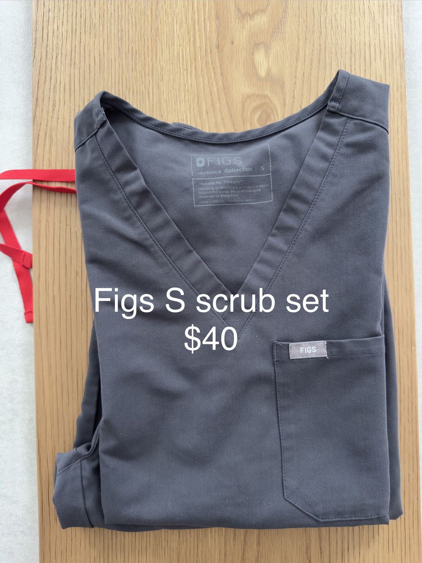 Figs Charcoal Size S Scrub Set