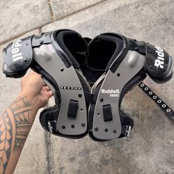 Riddell SK Smoke Pads Medium 42”-44”/18”-19”