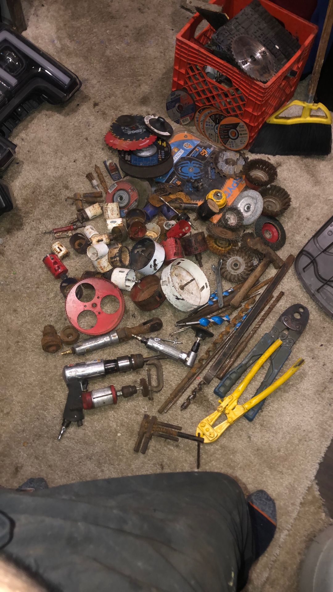Assorted Tools And Bits Whole Saw Bits