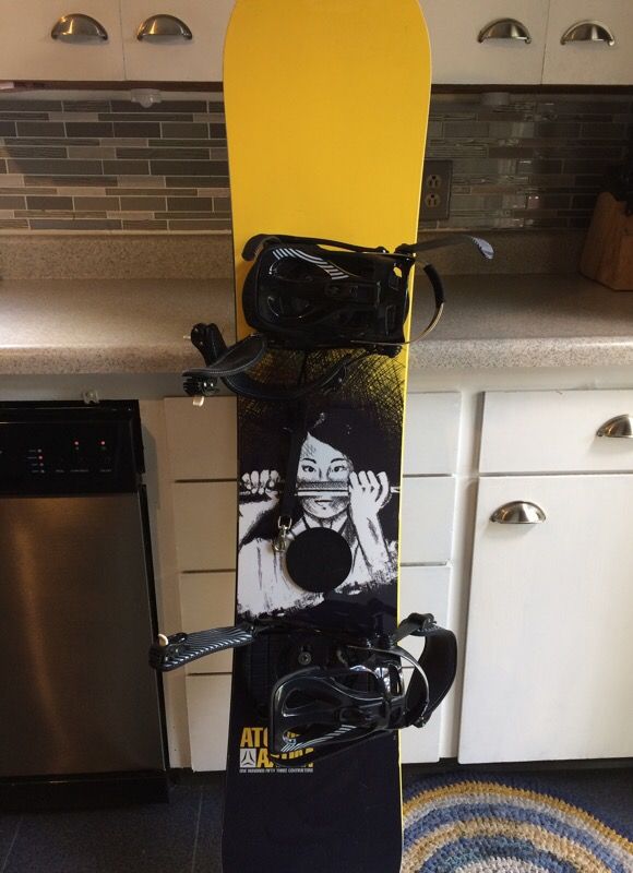 Atomic Axum kill bill snowboard
